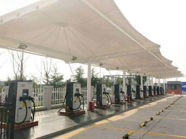 膜結(jié)構(gòu)工程雨季施工的注意事項